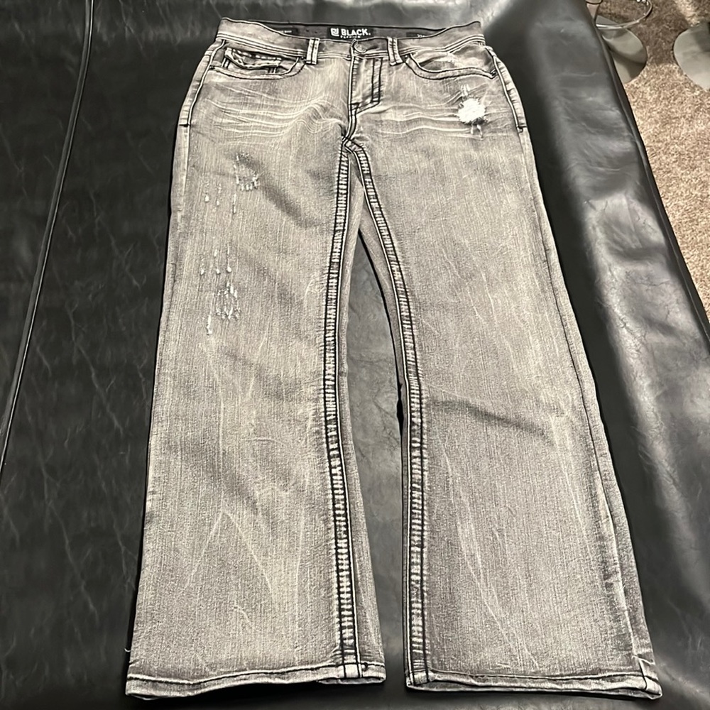 New, never worn Men’s Buckle Black Premium Jeans 32x32 Low Rise Boot